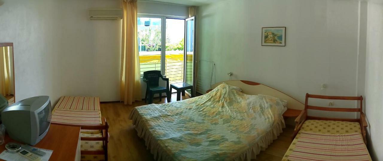 Harmony Beach Family Hotel Nesebar Exterior photo